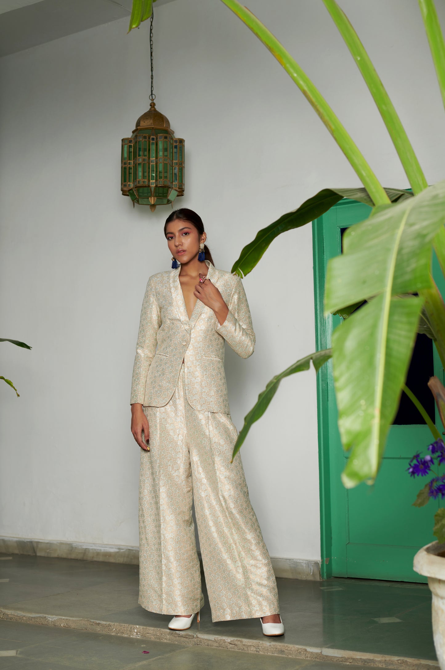 Champagne Banarasi Power Suit